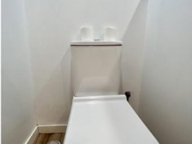Se alquila piso de 2 habitaciones en Lavapiés