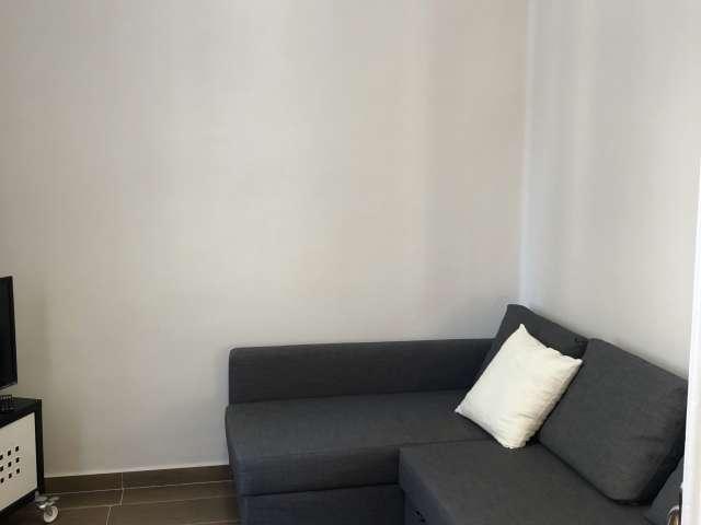 Se alquila piso de 2 habitaciones en La Roqueta, Valencia