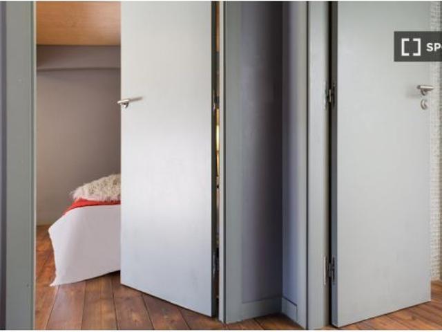 Se alquila piso de 2 habitaciones en Sant Gervasi Galvany, sin restricciones