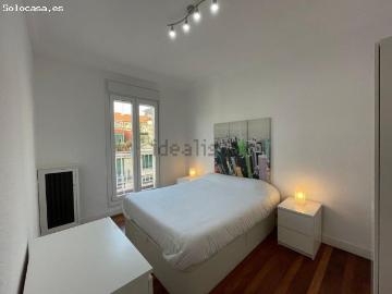 Se Alquila piso de 4 dormitorios y 2 baños para Entrar a Vivir en Calle Autonomía