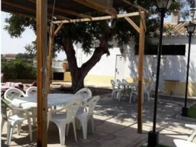 Se alquila piso de 4 habitaciones en Valencia sin restricciones
