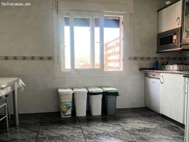 Se Alquila Piso de 4 habitaciones para Entrar a Vivir en Zona Zabala
