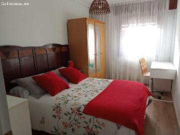 Se alquila piso en Laredo