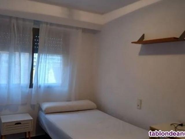 Se alquila piso en Sant Pere Nord