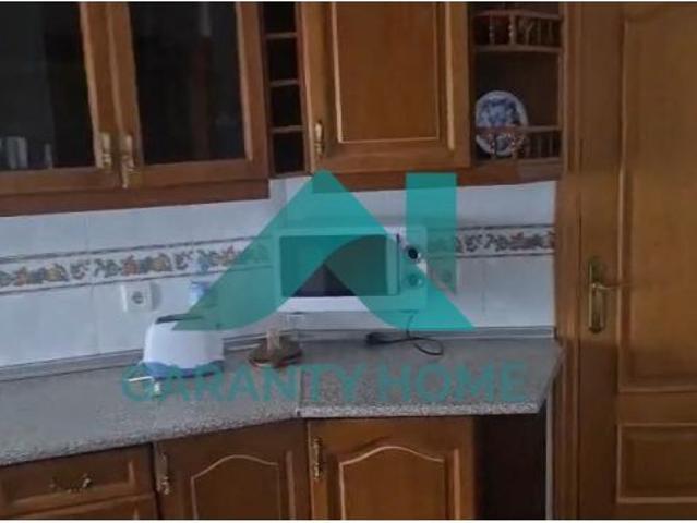 SE ALQUILA PISO PARA ESTUDIANES EN ZONA CENTRO