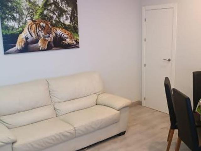 SE ALQUILA PISO PARA ESTUDIANTES