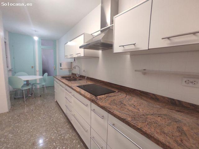 SE ALQUILA PISO VACÍO MUY LUMINOSO EN GENERAL MARVA