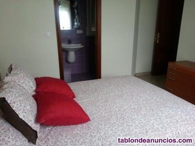 Se alquila piso zona universitaria