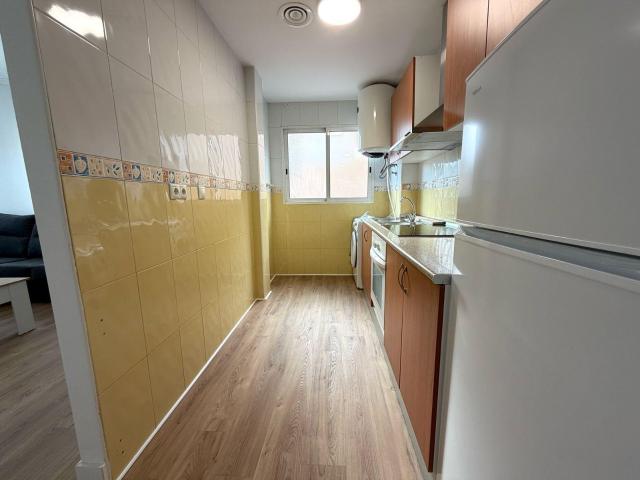 SE ALQUILA Encantador piso amueblado con terraza privada, garaje y trastero