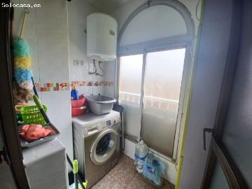 SE ALQUILA VIVIENDA DE 2 HABITACIONES CON GARAJE EN RETAMAR TEMPORADA LARGA