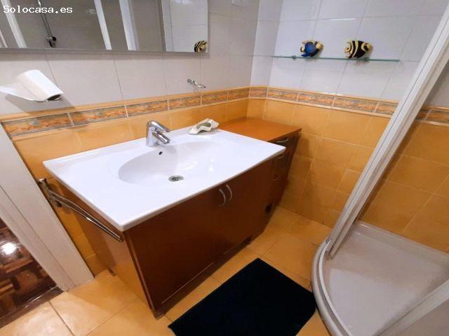 Se alquila vivienda de 3 dormitorios para entrar a vivir en zona Casco Viejo