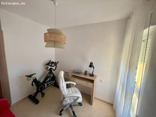 SE ALQUILA VIVIENDA EN AVDA. RAMÓN PUYOL IDEAL PARA MAESTROS