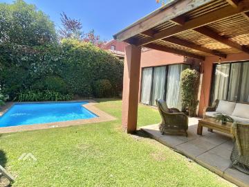 Se arrienda 5D en condominio con piscina Peñalolén
