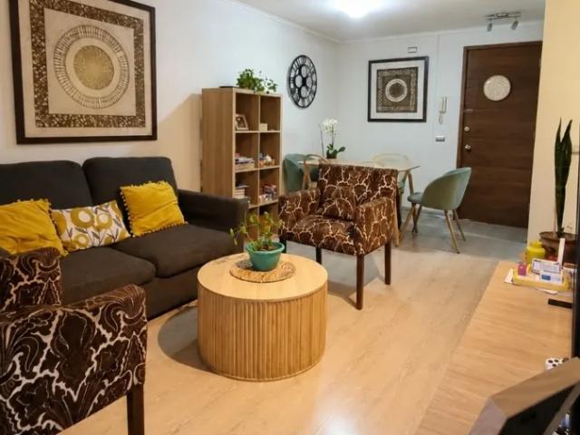 Se Arrienda 3d+2b+e+bod Clínica Indisa, Comercio Y Colegios