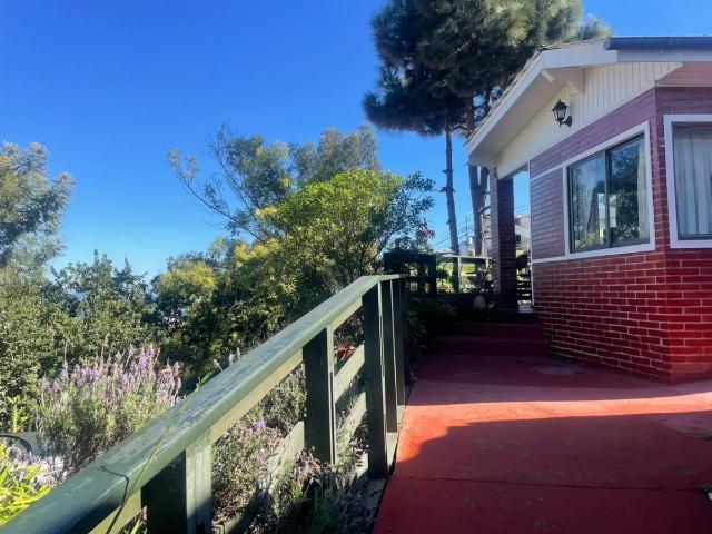 Se arrienda acogedora casa ubicada en reñaca a pasos del mar