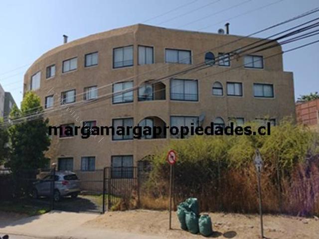 Se arrienda amplio departamento de 100 metros