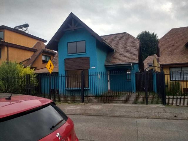 Se arrienda amplia y hermosa casa ubicada en sector residencial, Barrio Pehuen, Temuco
