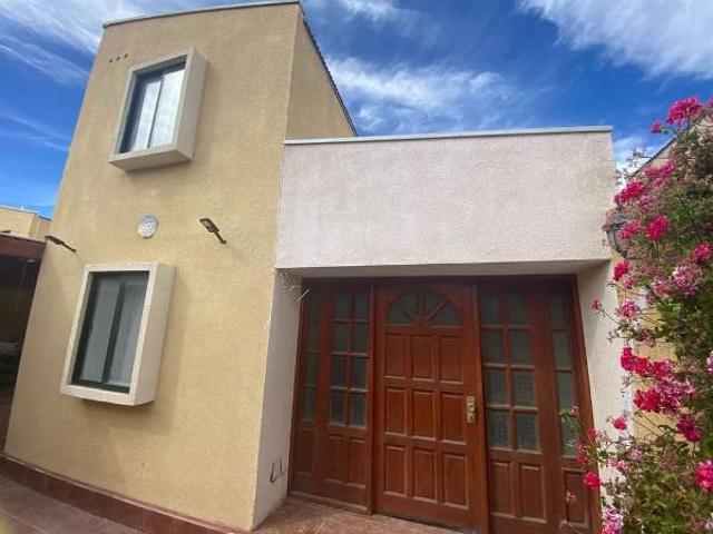 Se Arrienda Amplica Casa Sector Peuco