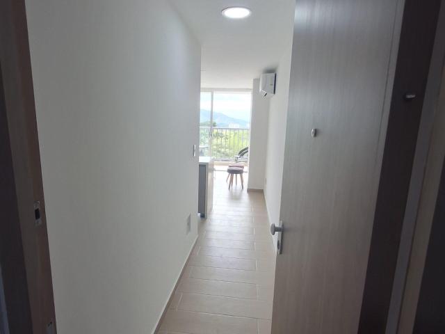 SE ARRIENDA APARTA ESTUDIO AMOBLADO EN INFINITY, TORRE 1 APTO 701. $1.800.000 ADMON INCLUIDA