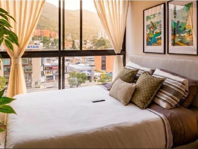 SE ARRIENDA APARTAESTUDIO LOFT AMOBLADO EN SANTA BÁRBARA.P