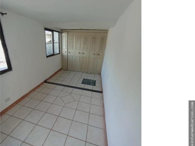 Se arrienda apartamento Arrayanes