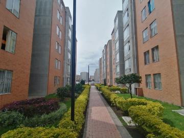 SE ARRIENDA APARTAMENTO CIUDAD VERDE CONJUNTO ALMENDRO CERCA SAN MATEO TERREROS SOACHA