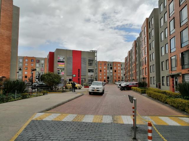 SE ARRIENDA APARTAMENTO EN BOGOTA PORTAL DE MADELENA AC 57R SUR 63 45