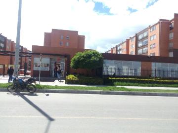 SE ARRIENDA APARTAMENTO EN CIUDAD VERDE CONJUNTO ALELHI