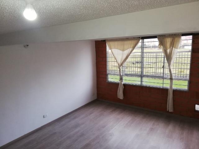 SE ARRIENDA APARTAMENTO EN CIUDAD VERDE CONJUNTO MACADAMIA