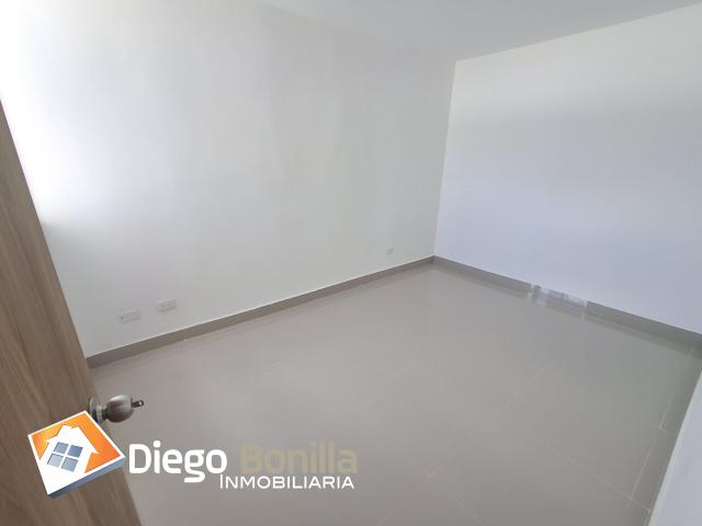 SE ARRIENDA APARTAMENTO EN CONJUNTO MANDARINO ARBOLEDA CAMPESTRE, TORRE 28 APTO 303. $650.000 ADMON INCLUIDA