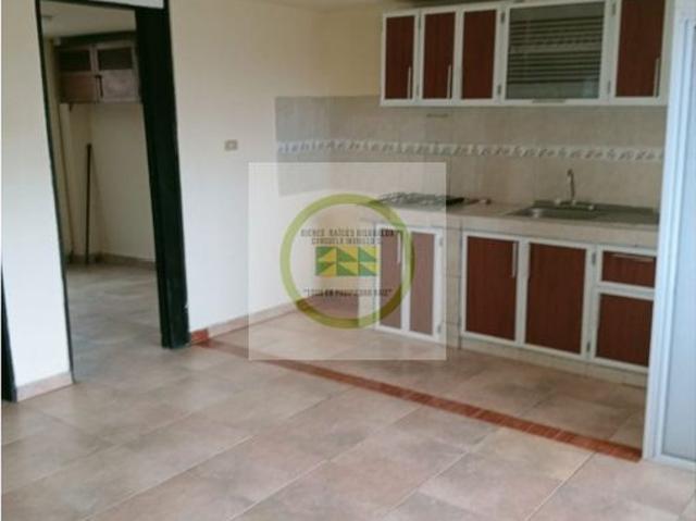 SE ARRIENDA APARTAMENTO EN EL CENTRO