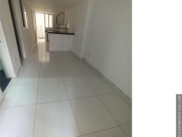 SE ARRIENDA APARTAMENTO EN MALHABAR