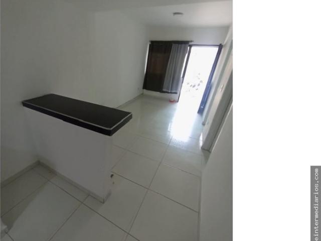 Se arrienda apartamento en Malhabar