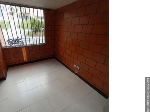 Se arrienda apartamento presentación