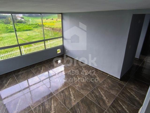 SE ARRIENDA APARTAMENTO SIBATE CONJUNTO MONTEVIDA