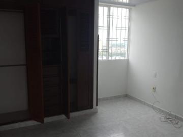 SE ARRIENDA APTO EN CIUDAD BOLIVAR