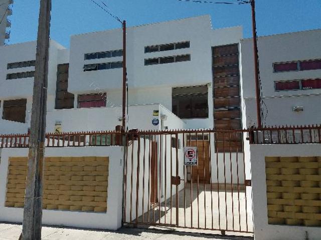 SE ARRIENDA CASA N° 3 – CONDOMINIO 7 NORTE VIÑA DEL MAR