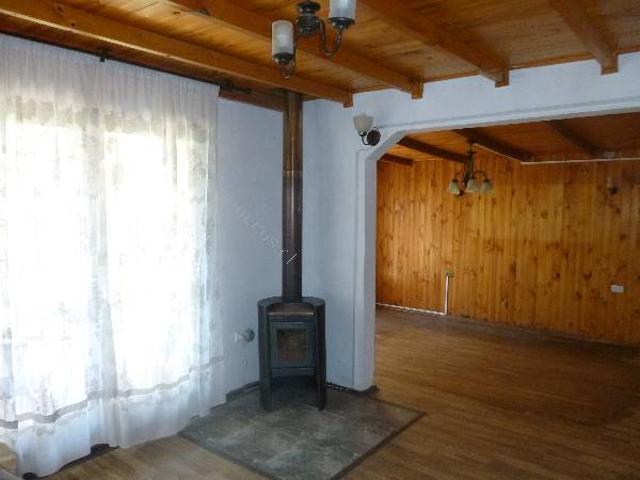 SE ARRIENDA CASA AV. EASTMAN LIMACHE