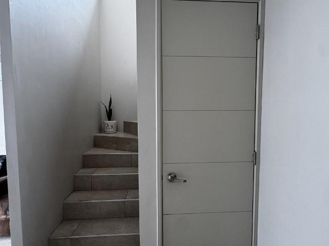SE ARRIENDA CASA AYRES DE CHICUREO DISPONIBLE 3H Y 3B CONDOM