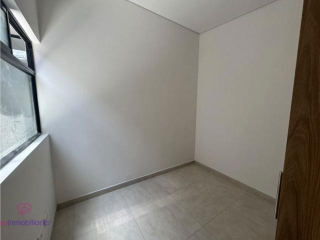 Se Arrienda Casa para Estrenar en el Carmen Colonial