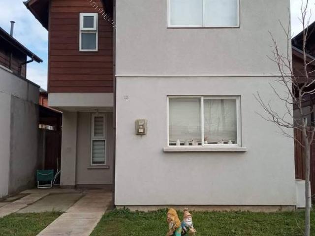 Se Arrienda casa Amoblada en condominio
