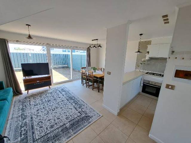 SE ARRIENDA CASA AMOBLADA EN CONDOMINIO AVENIDA ALEMANIA
