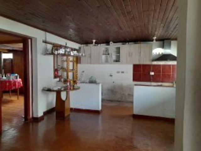 SE ARRIENDA CASA AMOBLADA