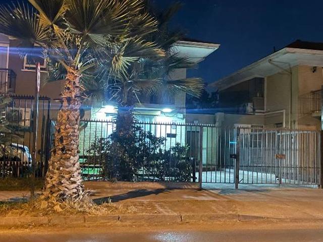 Se arrienda casa amueblada