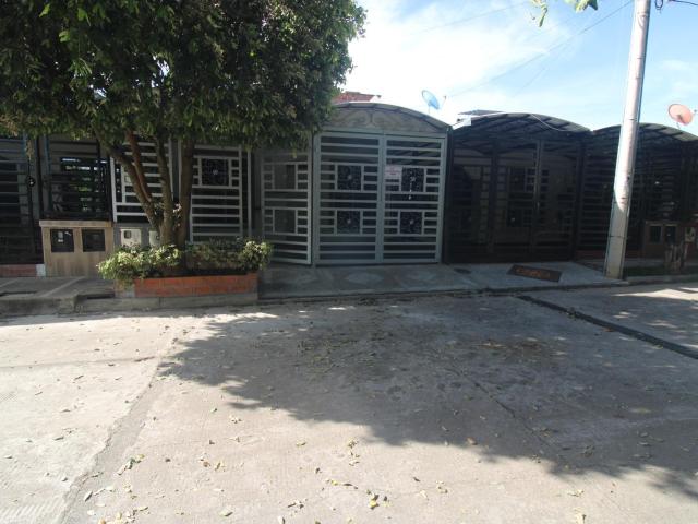 SE ARRIENDA CASA CASA EL TESORO