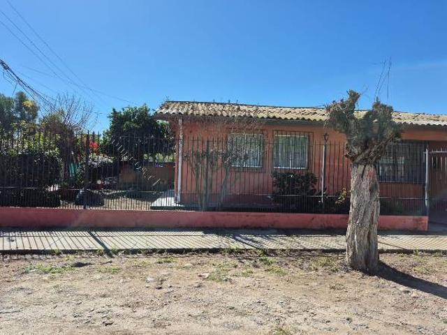 Se Arrienda Casa centrica de un Piso, La Calera