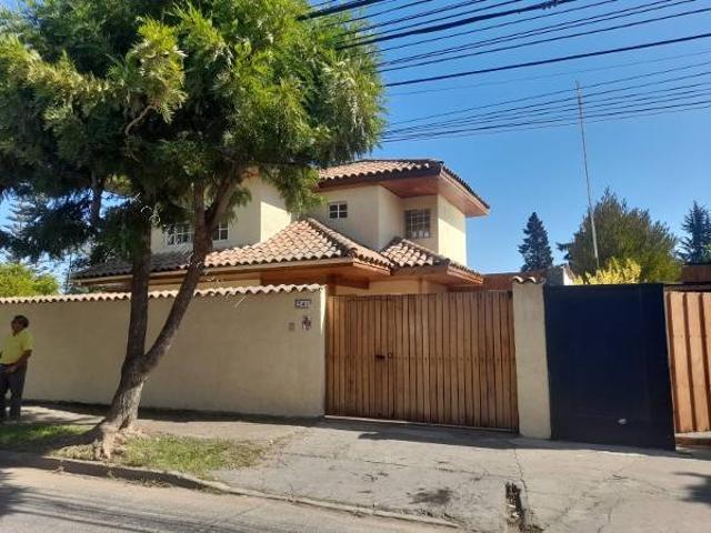 SE ARRIENDA CASA CERCANA AL CENTRO SANTA CRUZ