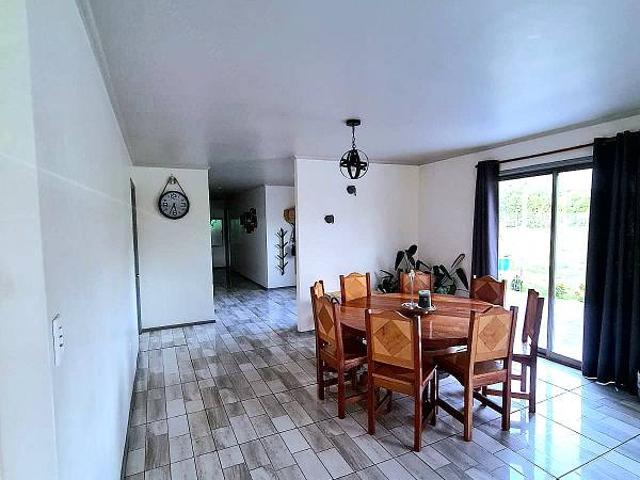 SE ARRIENDA CASA CON AMPLIO TERRENO EN QUILLOTA