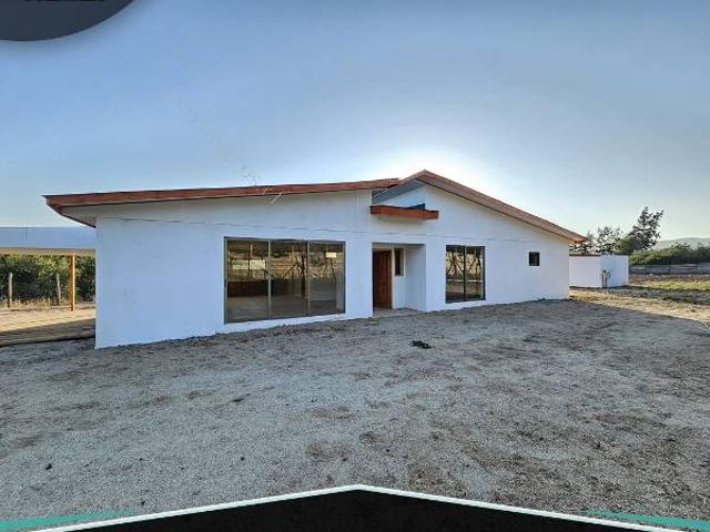 SE ARRIENDA CASA CON AMPLIO TERRENO EN RAUTEN QUILLOTA