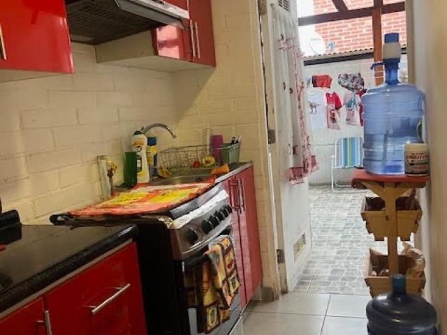SE ARRIENDA CASA DE 2 PISOS, 3D